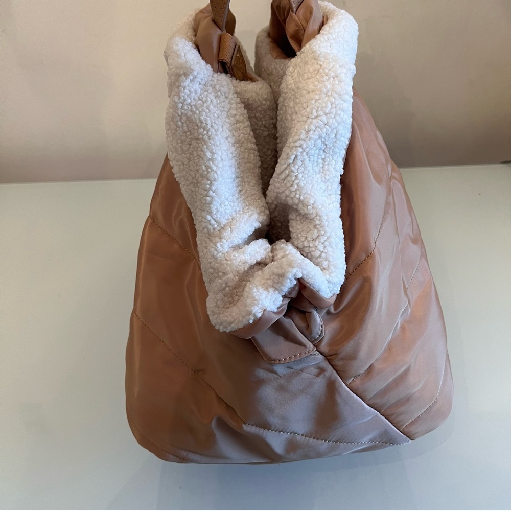 HOTEL DOGGY Quilted Camel Sherpa Dog Carrier Luxury Pet Travel Bag - Picture 17 of 17